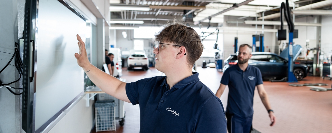 Ausbildung Kfz-Mechatroniker/in 2027 (m/w/d), 3. Bild